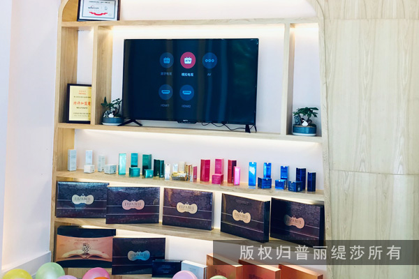 嘿嘿连载黄色