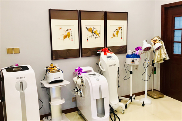 一个新手怎么开美容院，要学什么？