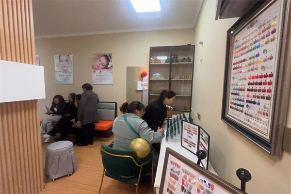 嘿嘿视频在线观看太原美容店开业啦!全新的美丽选择 嘿嘿视频在线观看太原美容店开业啦!全新的美丽选择