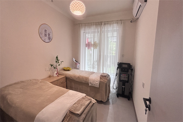 嘿嘿视频在线观看湖南湘潭店开业,美女老板引领美丽新风尚! 嘿嘿视频在线观看湖南湘潭店开业,美女老板引领美丽新风尚!